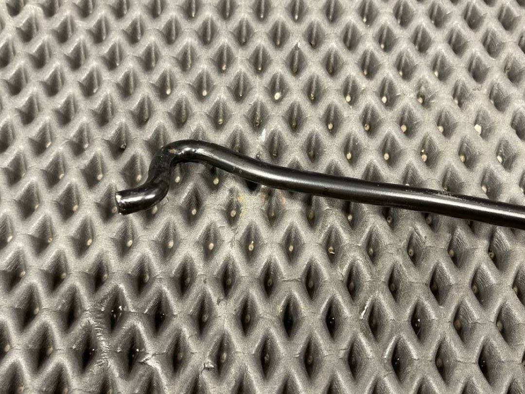 Упор капота, 870 рублей, Красноярск