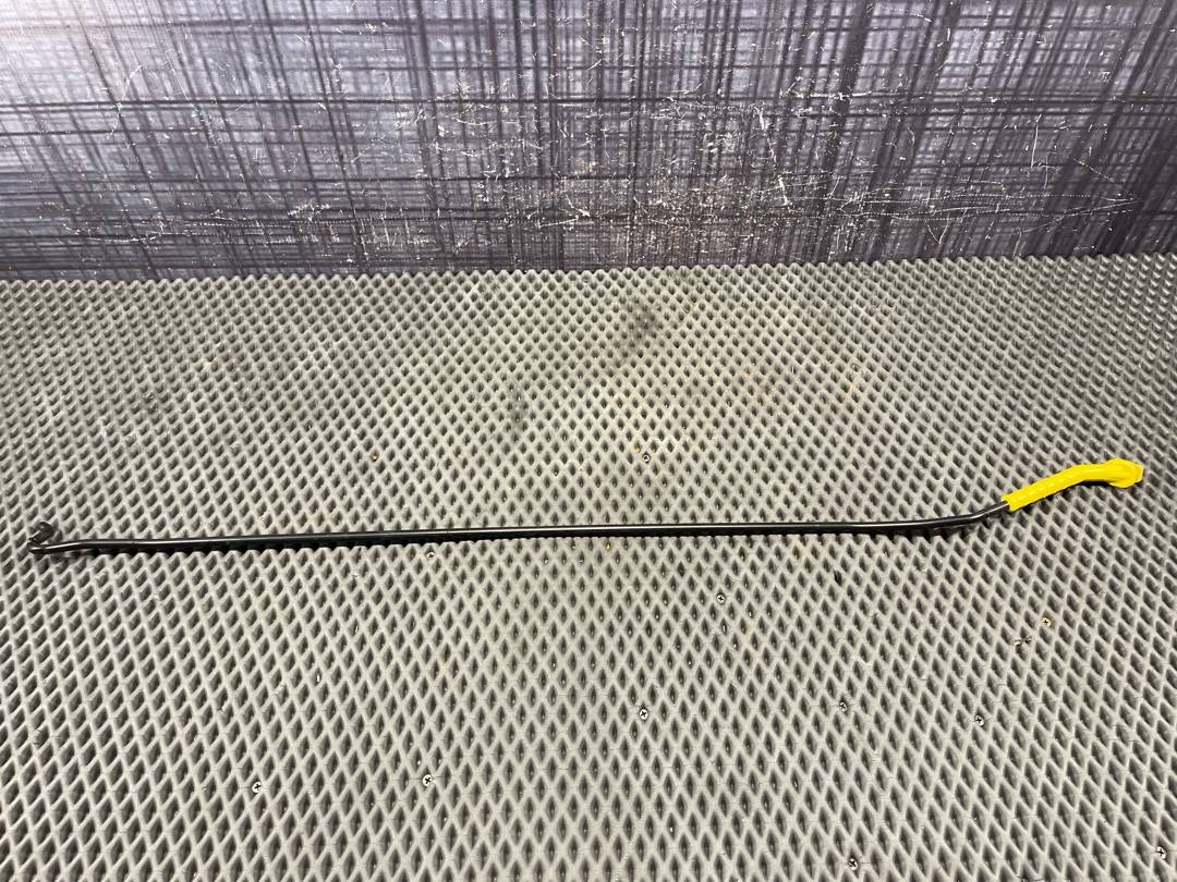 Упор капота, 870 рублей, Красноярск