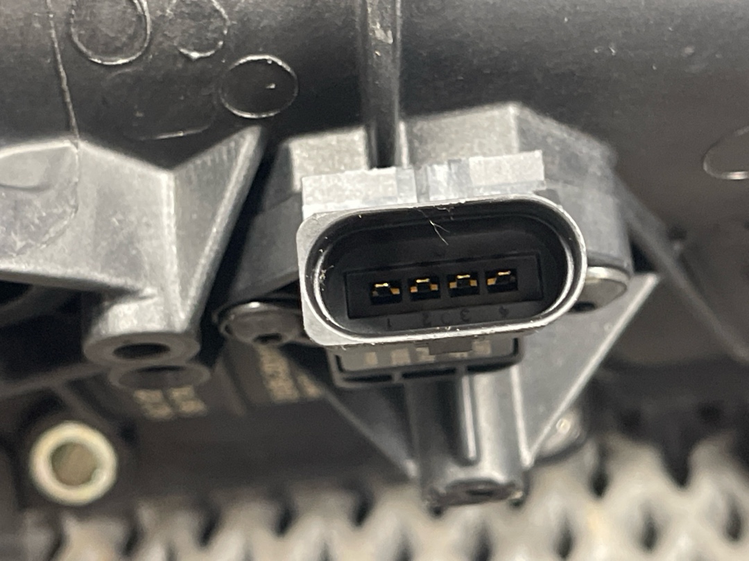 Коллектор впускной, 4410 рублей, Красноярск