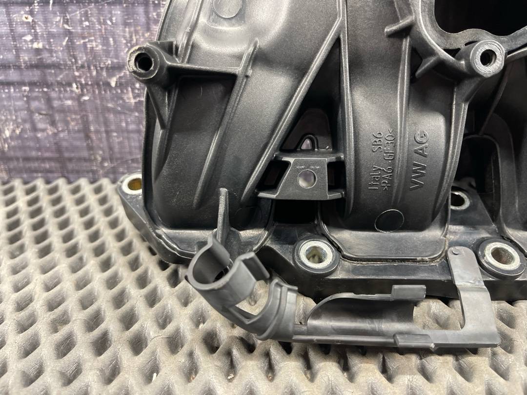 Коллектор впускной, 4410 рублей, Красноярск