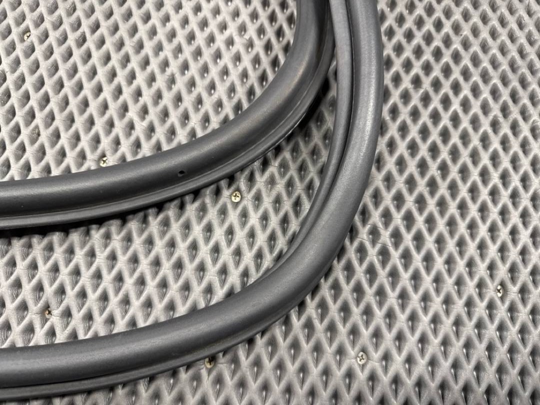 Уплотнитель крышки багажника, 1116 рублей, Красноярск