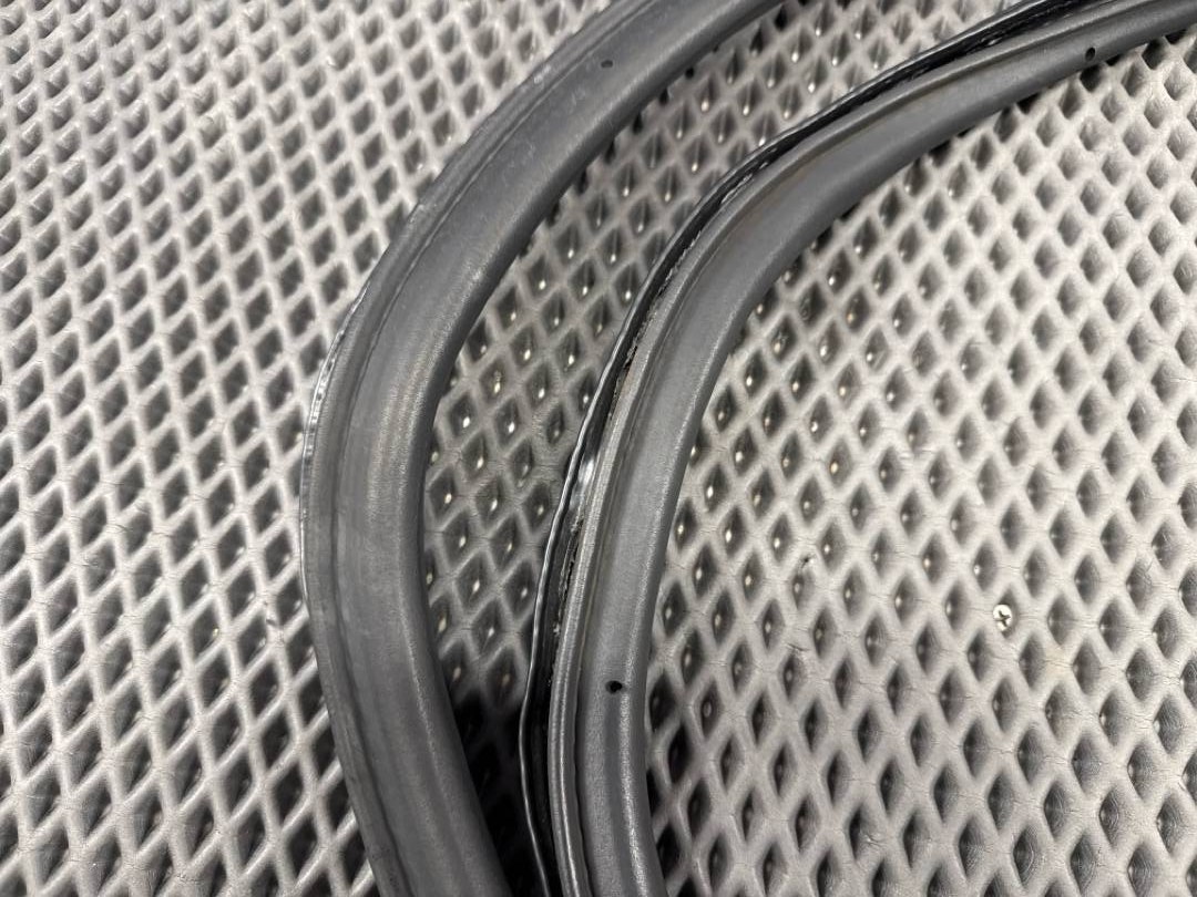 Уплотнитель крышки багажника, 1116 рублей, Красноярск