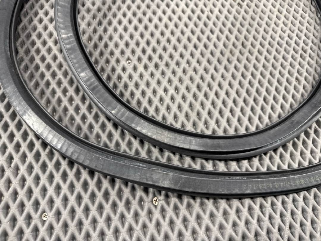 Уплотнительная резинка, 732 рублей, Красноярск