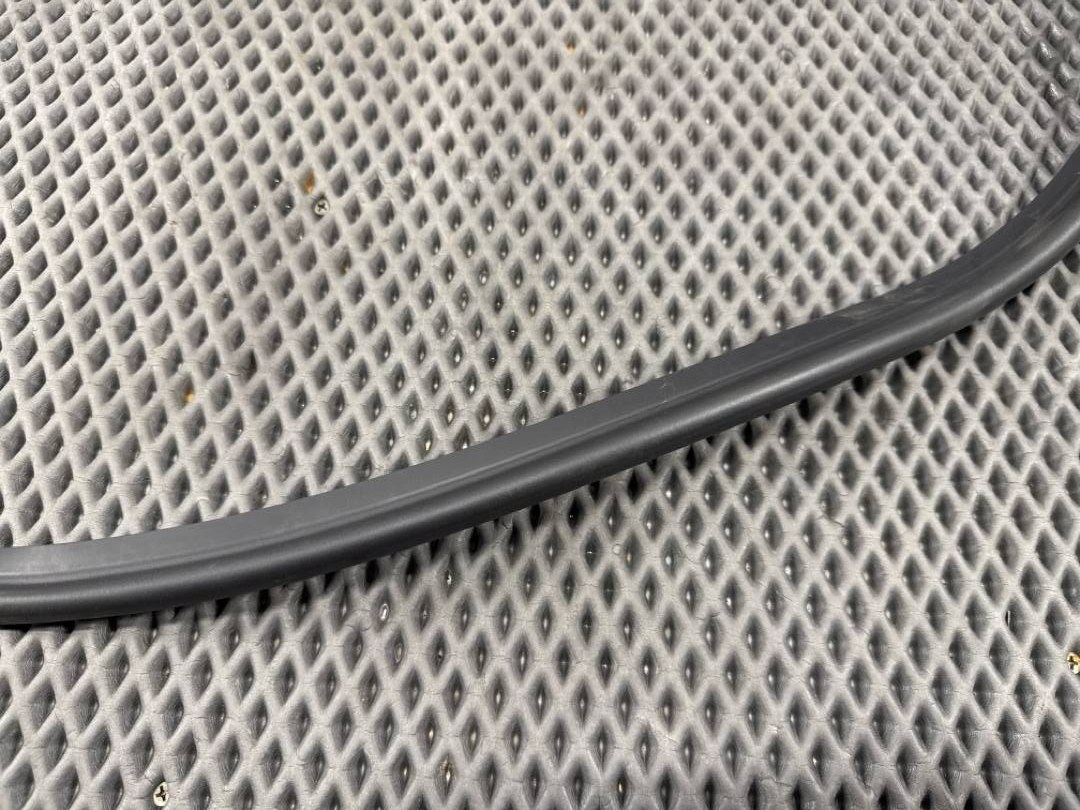 Подкапотный уплотнитель, 1420 рублей, Красноярск