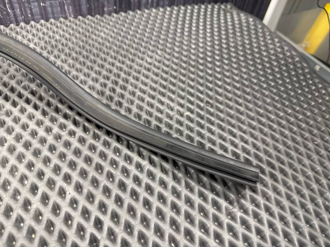 Подкапотный уплотнитель, 1420 рублей, Красноярск