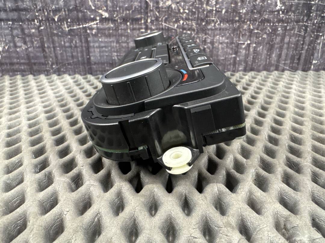 Блок управления климат-контролем, 3240 рублей, Красноярск