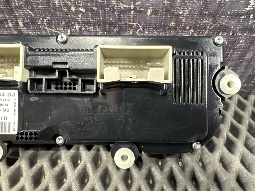 Блок управления климат-контролем, 3240 рублей, Красноярск