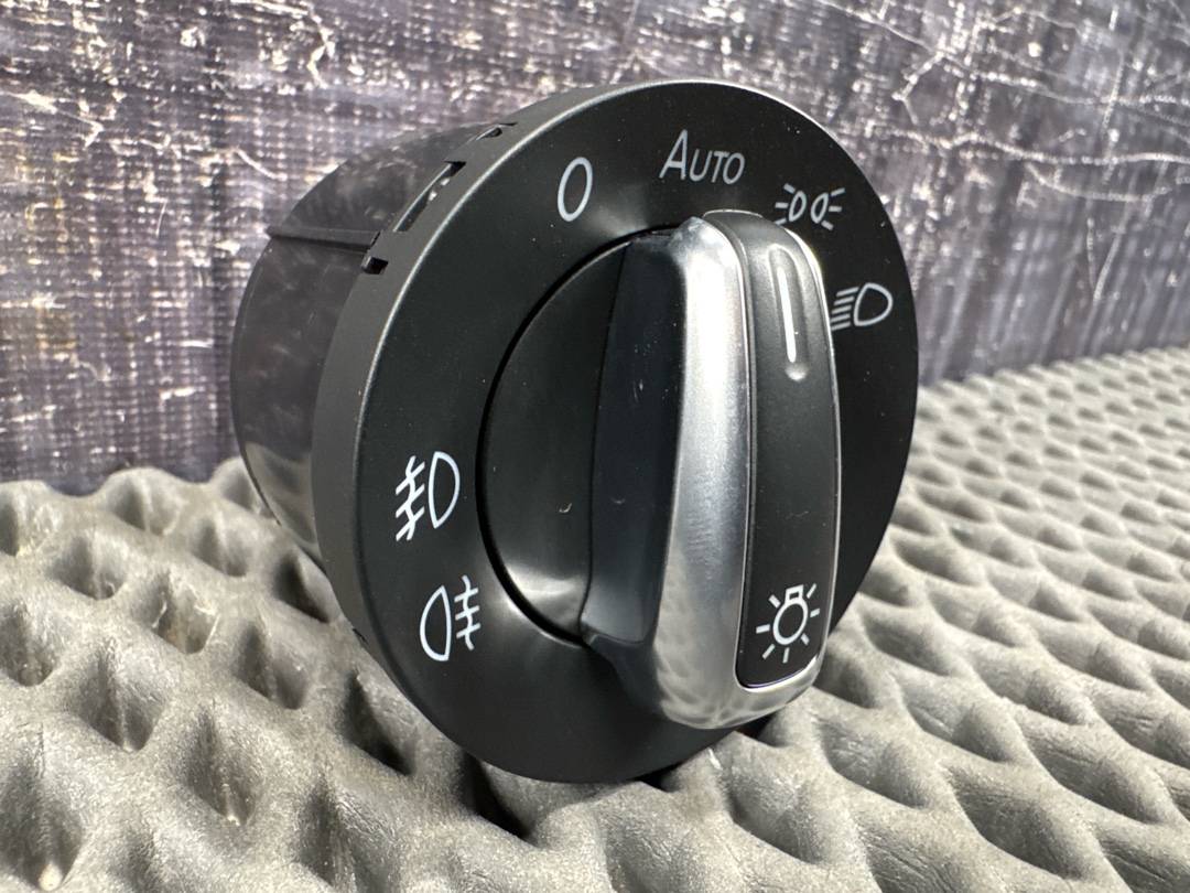 Переключатель света, 2440 рублей, Красноярск