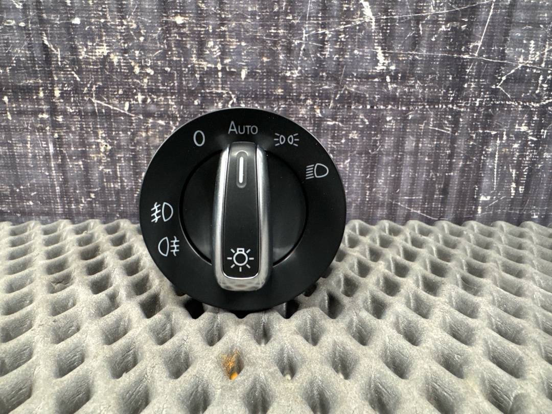 Переключатель света, 2440 рублей, Красноярск