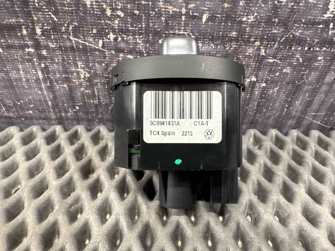 Переключатель света, 2440 рублей, Красноярск