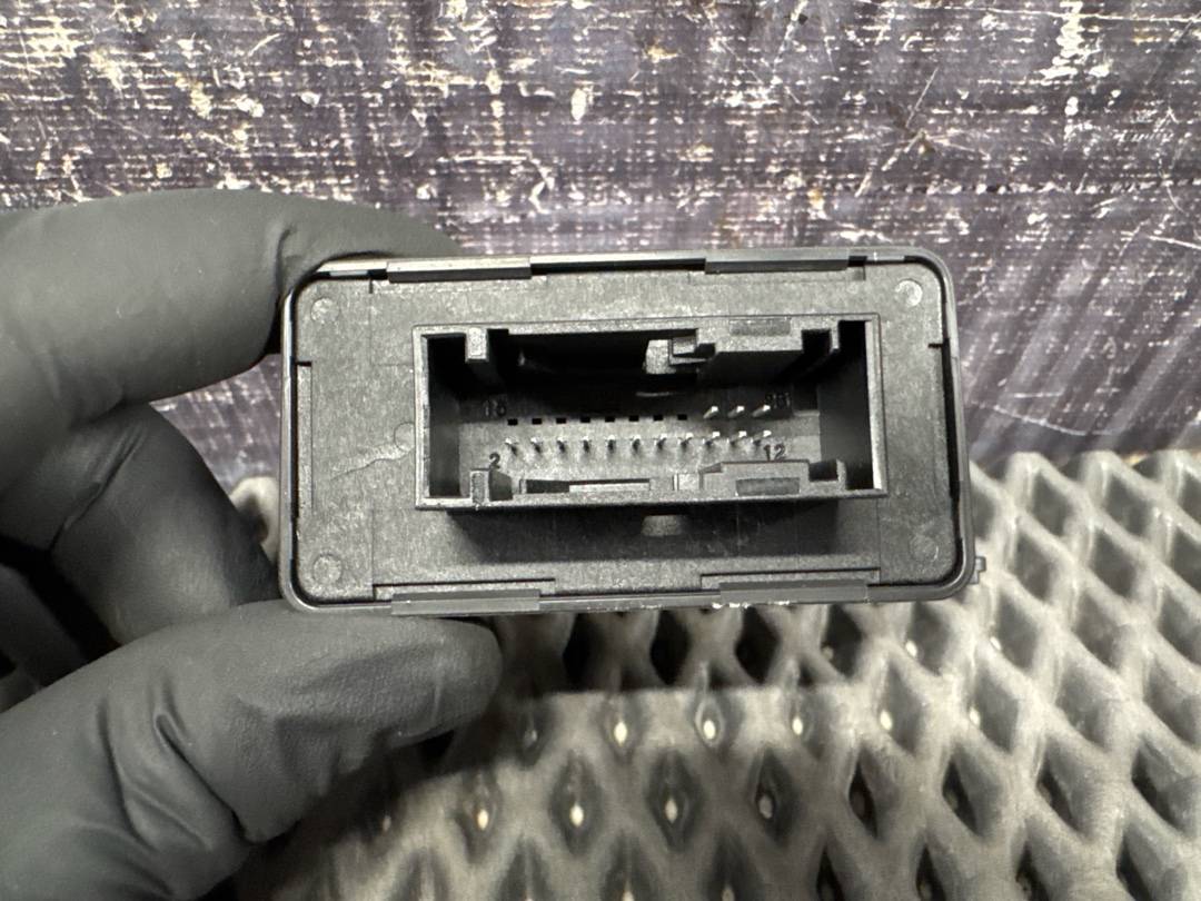 Блок управления адаптивным освещением, 2560 рублей, Красноярск