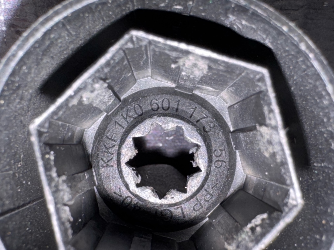 Комплект колесных болтов, 3270 рублей, Красноярск