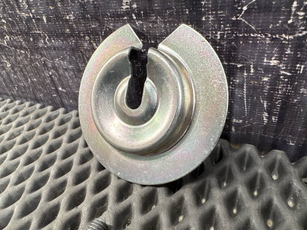 Крепление запасного колеса, 830 рублей, Красноярск