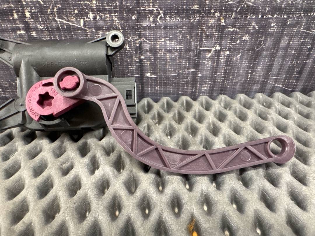 Мотор заслонки печки, 1470 рублей, Красноярск