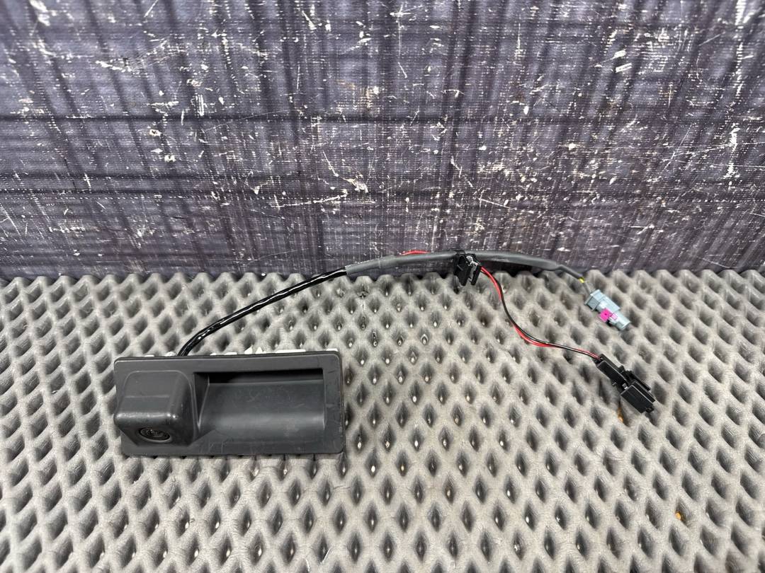 Кнопка открывания багажника, 6860 рублей, Красноярск