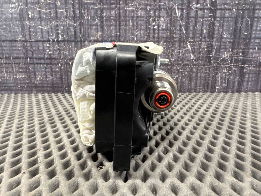 Подушка безопасности, 4840 рублей, Красноярск