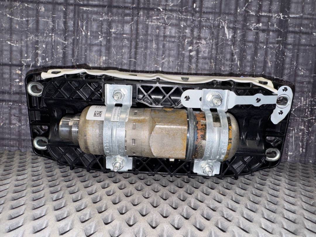 Подушка безопасности, 4840 рублей, Красноярск