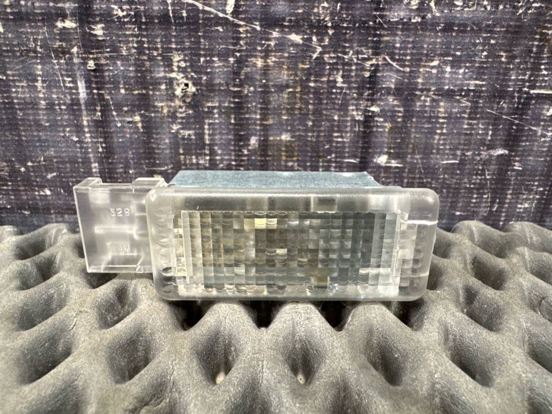 Плафон салона, 360 рублей, Красноярск