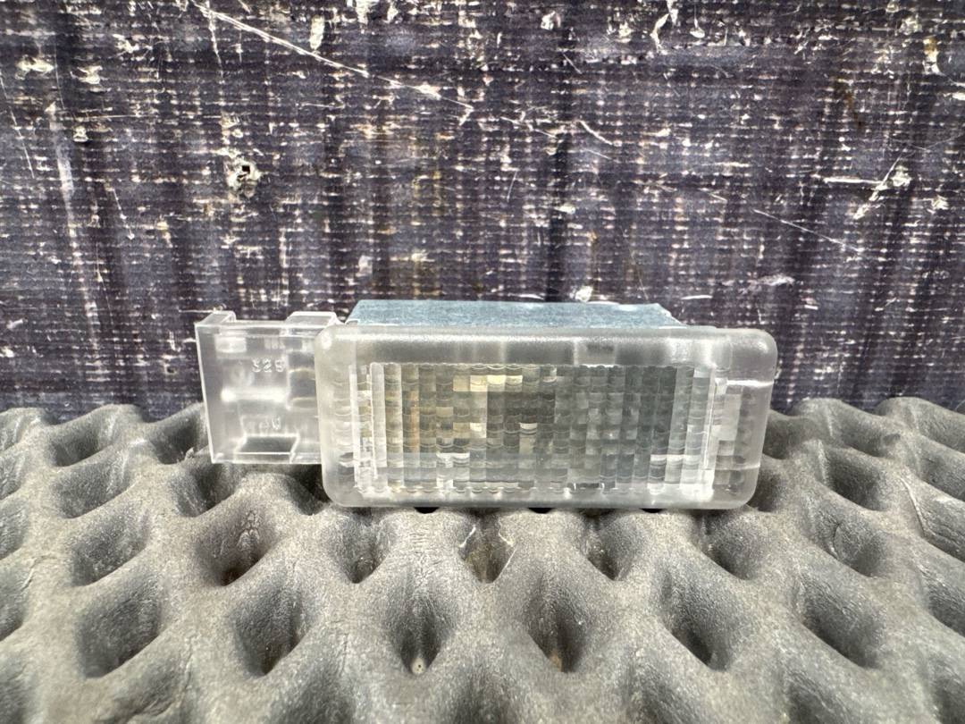 Плафон салона, 360 рублей, Красноярск