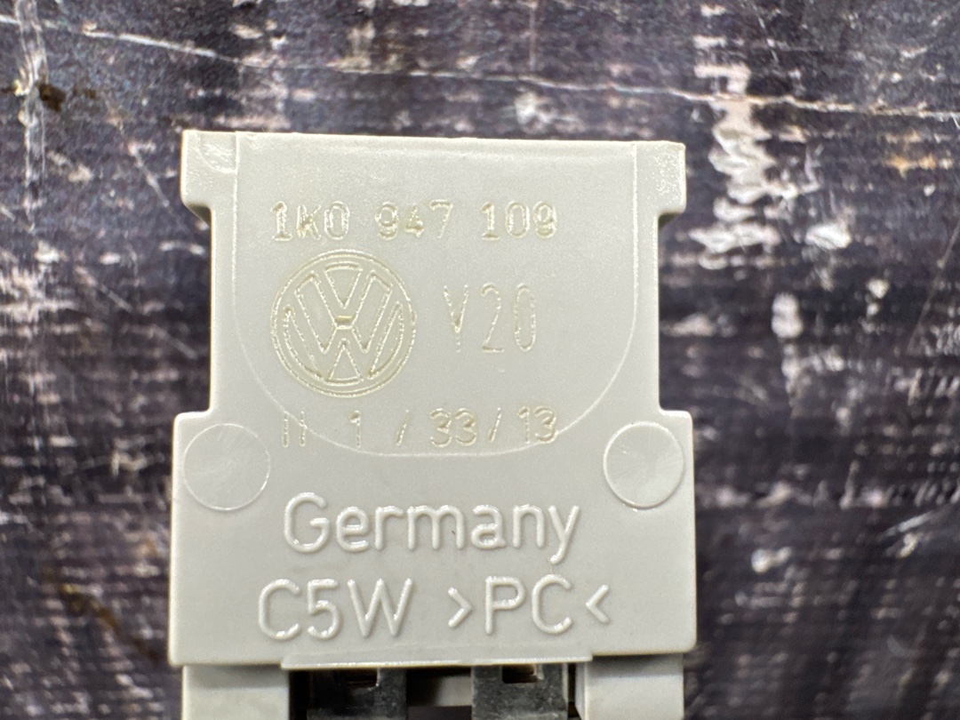 Плафон салона, 360 рублей, Красноярск