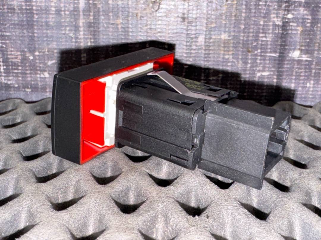 Кнопка аварийной остановки, 1060 рублей, Красноярск