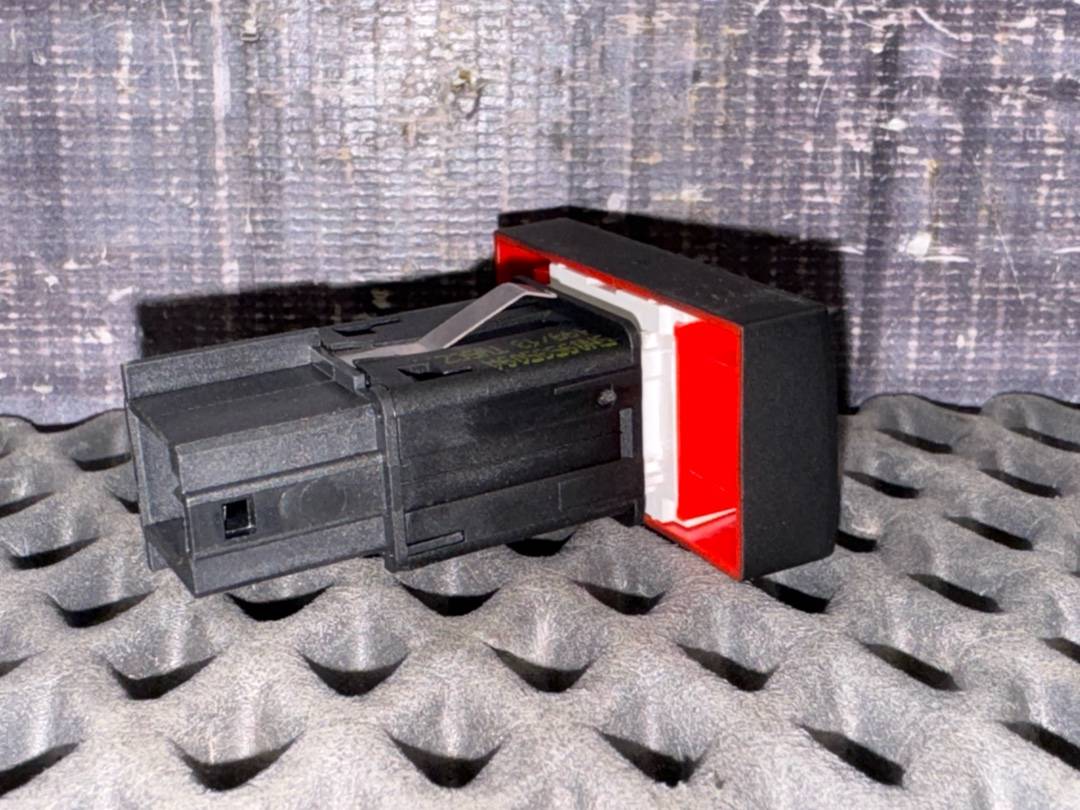 Кнопка аварийной остановки, 1060 рублей, Красноярск