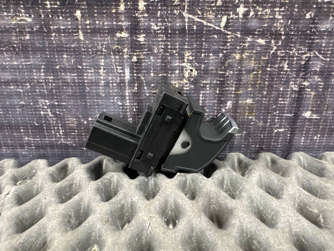 Кнопка стеклоподъемника, 620 рублей, Красноярск