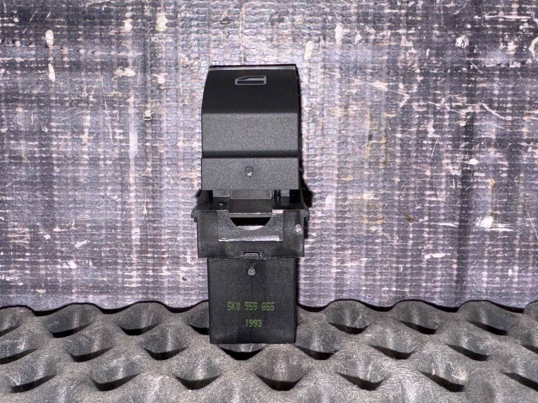 Кнопка стеклоподъемника, 620 рублей, Красноярск