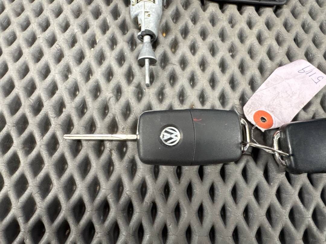 Комплект замков с ключом, 8630 рублей, Красноярск