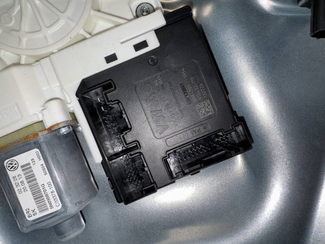 Стеклоподъемник, 3360 рублей, Красноярск