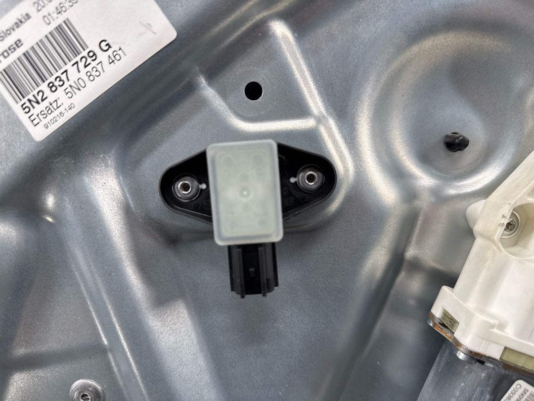 Стеклоподъемник, 3360 рублей, Красноярск