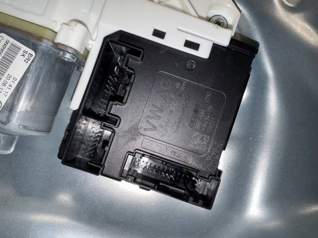 Стеклоподъемник, 3360 рублей, Красноярск