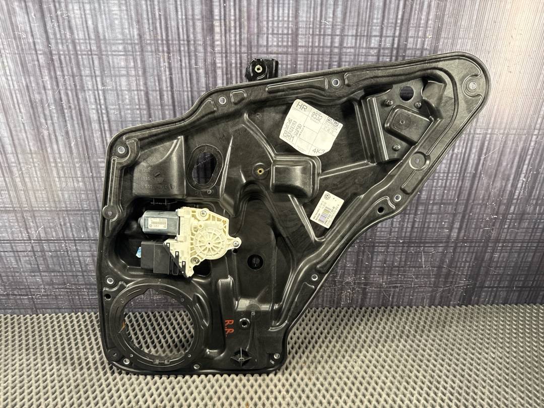 Стеклоподъемник, 1458 рублей, Красноярск