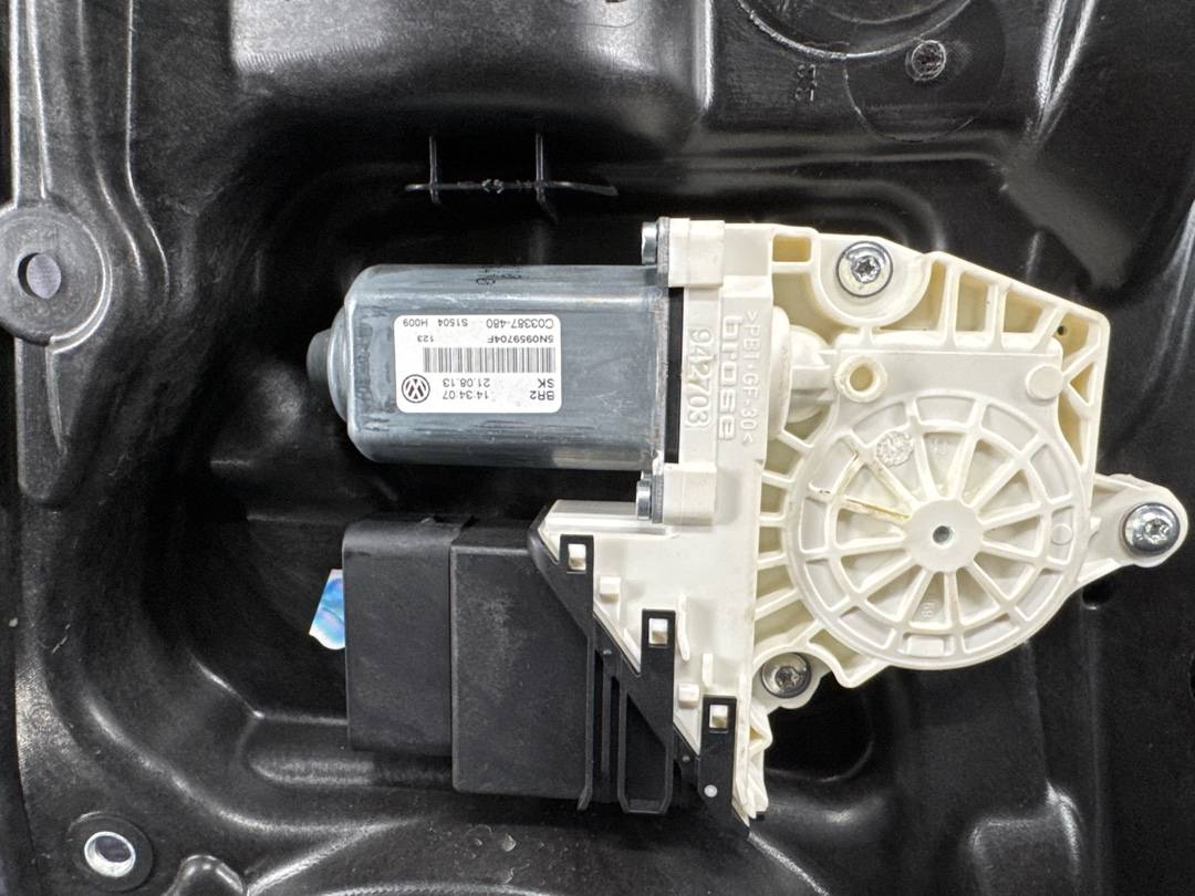 Стеклоподъемник, 1458 рублей, Красноярск