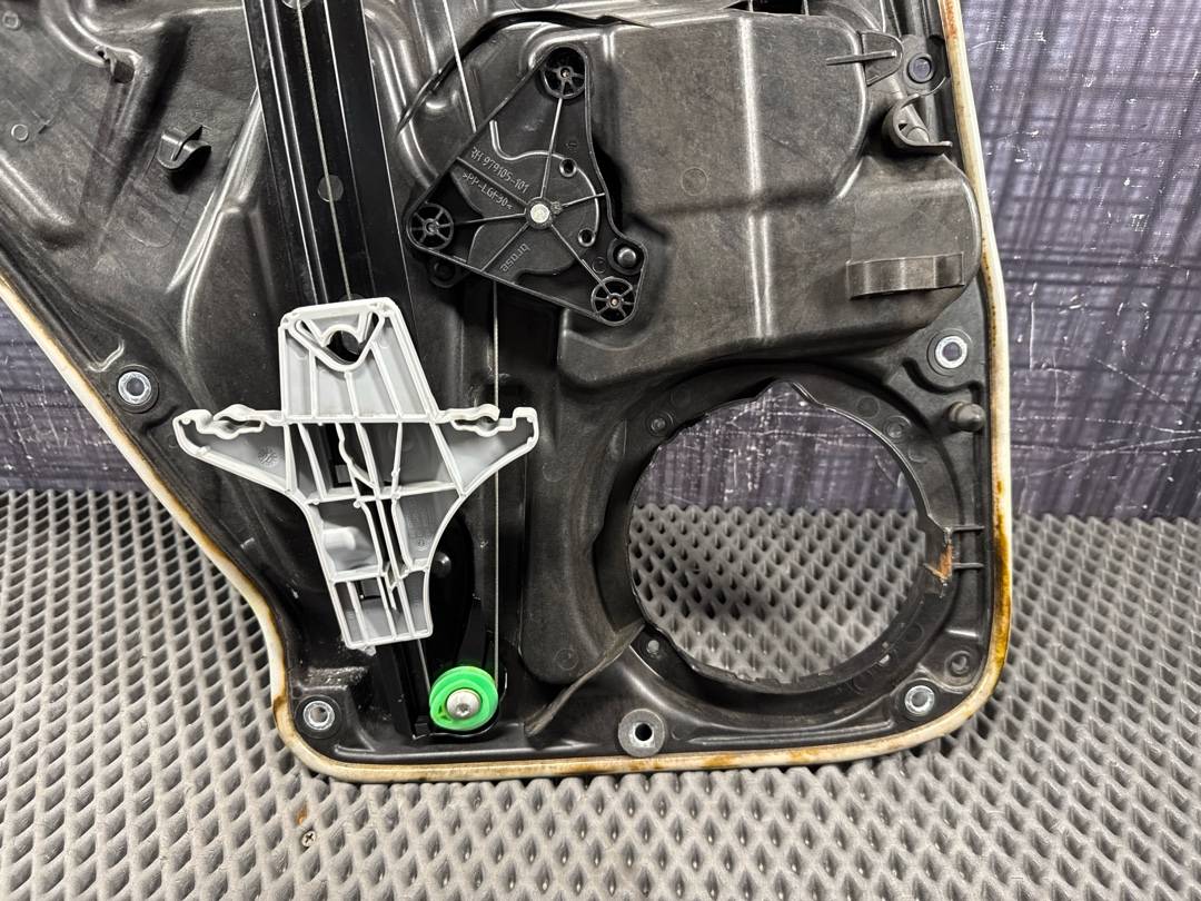 Стеклоподъемник, 1458 рублей, Красноярск