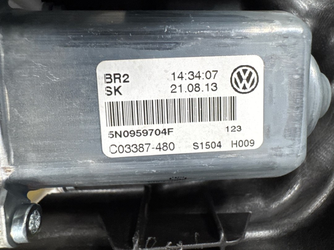 Стеклоподъемник, 1458 рублей, Красноярск