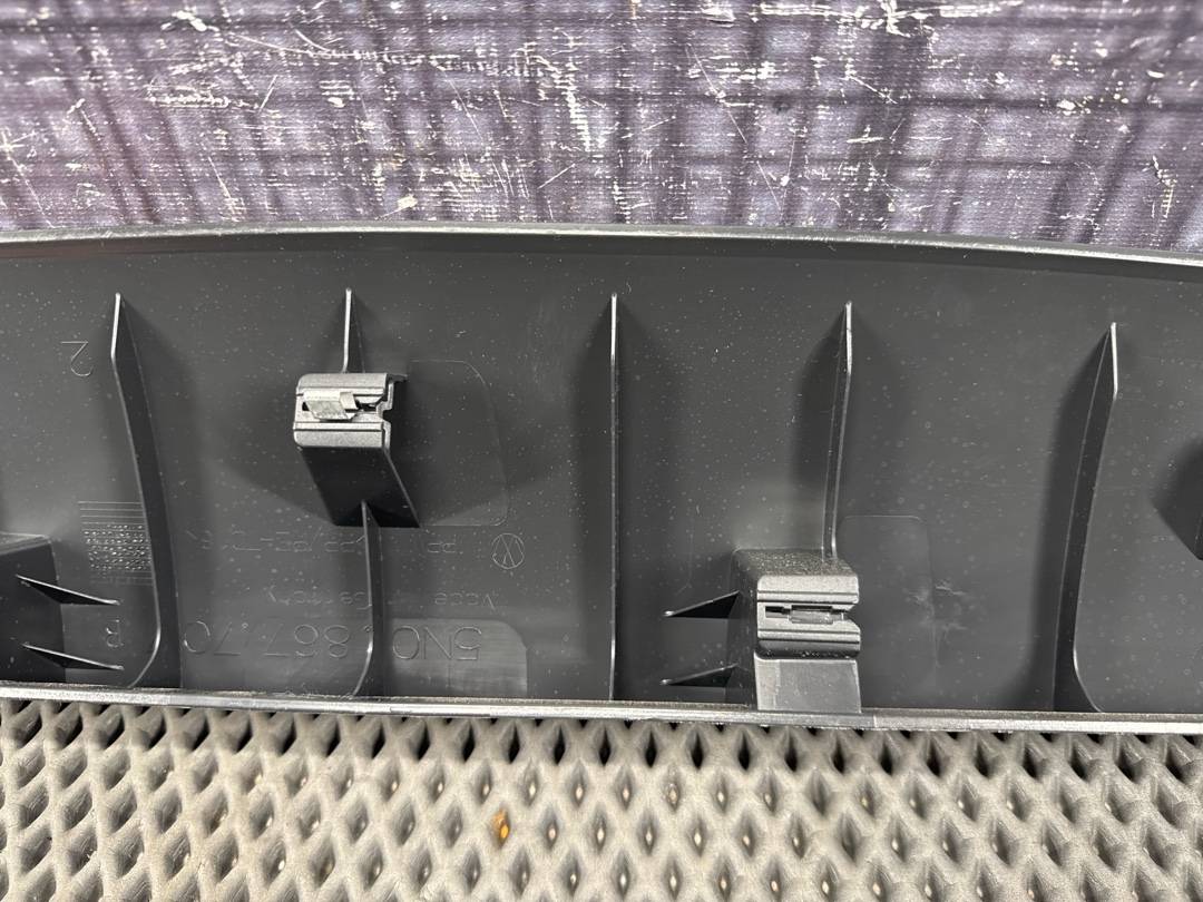 Обшивка крышки багажника, 710 рублей, Красноярск