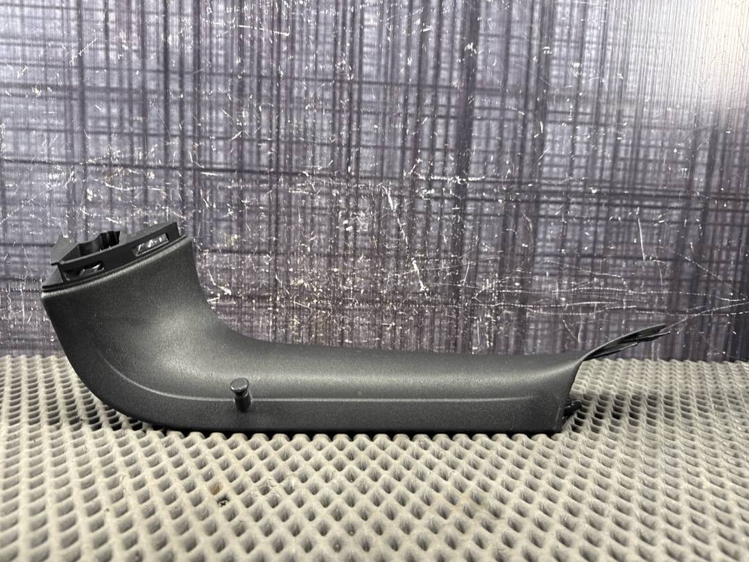 Обшивка крышки багажника, 670 рублей, Красноярск