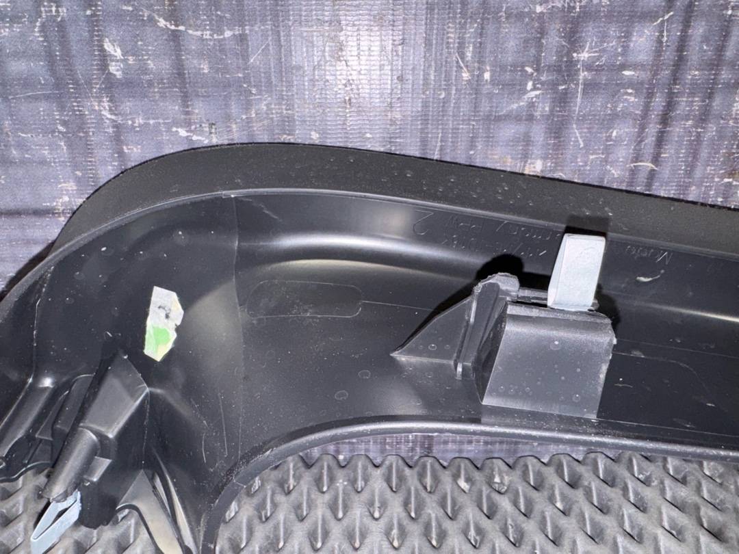 Обшивка крышки багажника, 670 рублей, Красноярск