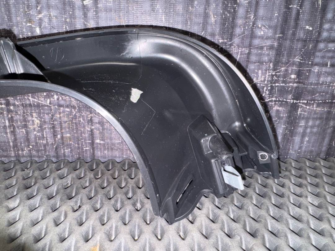 Обшивка крышки багажника, 670 рублей, Красноярск