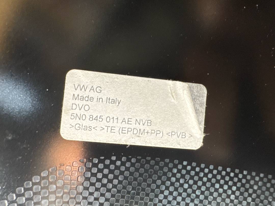 Стекло лобовое, 12640 рублей, Красноярск