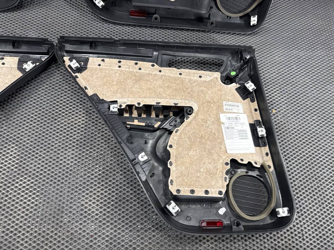 Комплект обшивок дверей, 7866 рублей, Красноярск