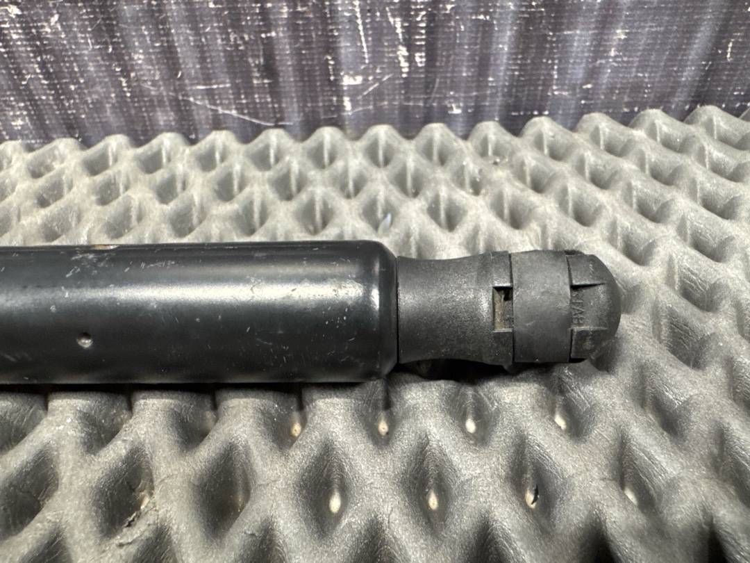 Амортизатор багажника, 870 рублей, Красноярск