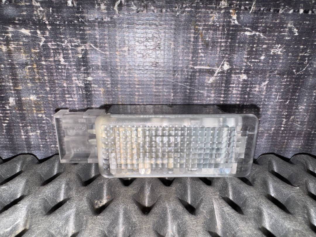 Плафон салона, 360 рублей, Красноярск