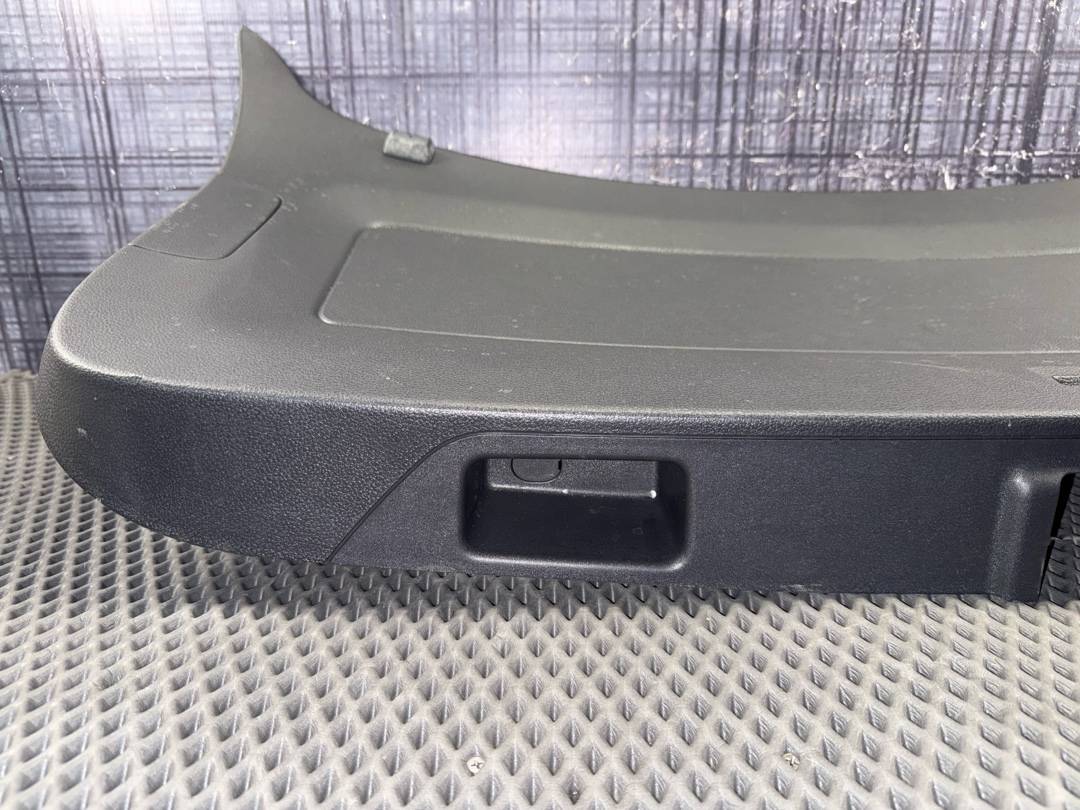 Обшивка крышки багажника, 1630 рублей, Красноярск