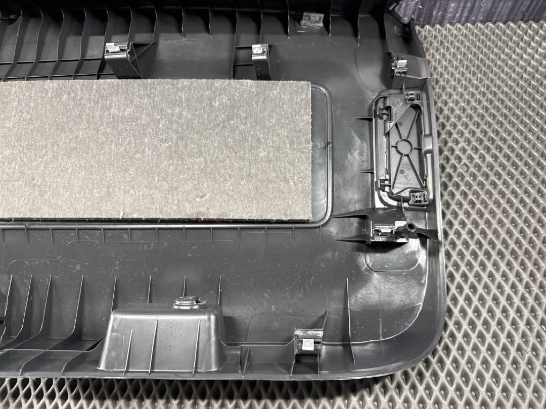 Обшивка крышки багажника, 1630 рублей, Красноярск