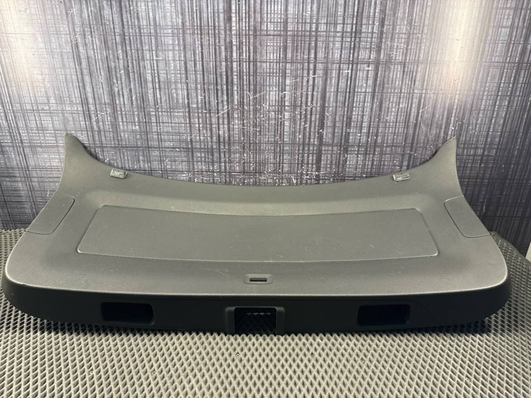 Обшивка крышки багажника, 1630 рублей, Красноярск