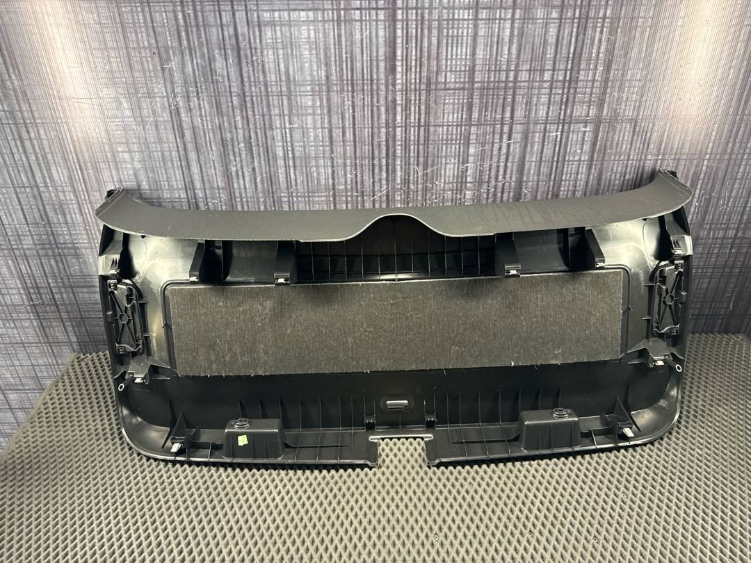 Обшивка крышки багажника, 1630 рублей, Красноярск