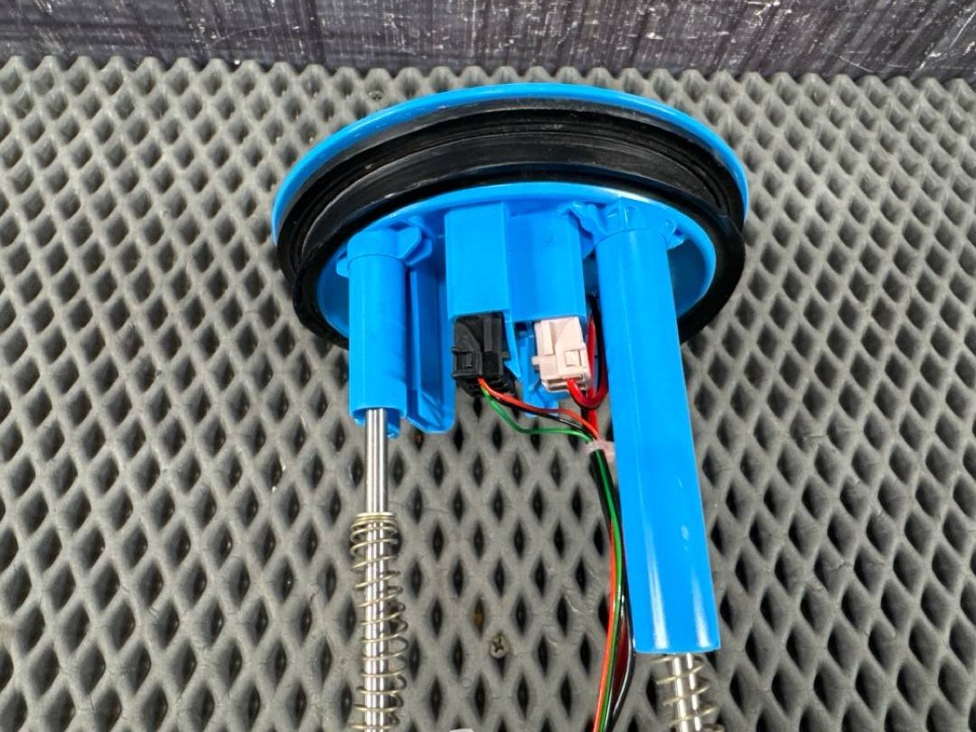 Бензонасос, 9280 рублей, Красноярск