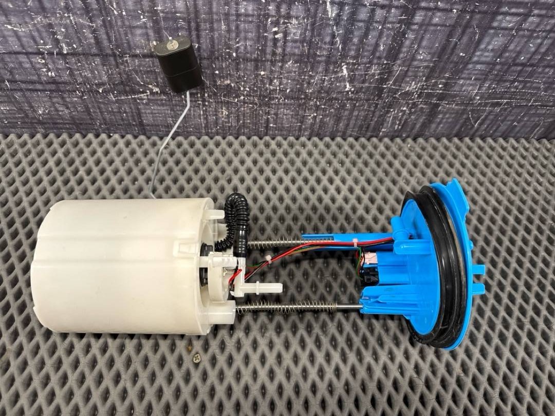 Бензонасос, 9280 рублей, Красноярск